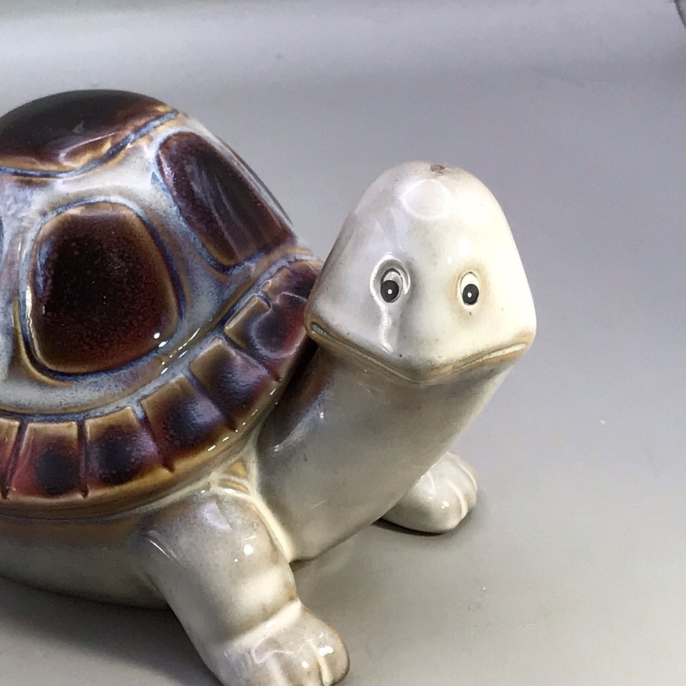 Ceramic Turtle Figurine Green With Beautiful Shell 5" X 4"
